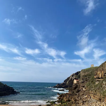 La Casuca De La Iglesia *